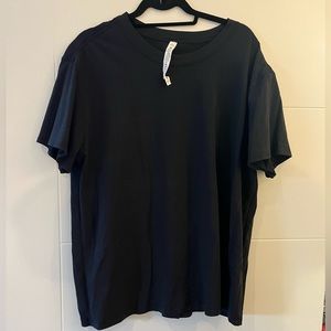 Lululemon T Shirt